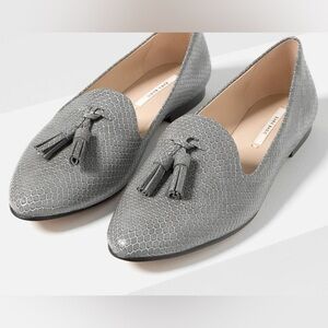 Gray Textured Women's Loafers ( NWT)